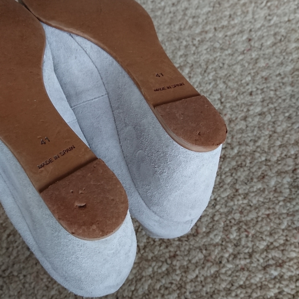 Viscata Verona Suede Wedges in Light Gray size US 10 - Picture 14 of 16